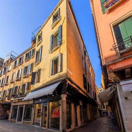 Rialto Bridge Luxury Daire Venedik